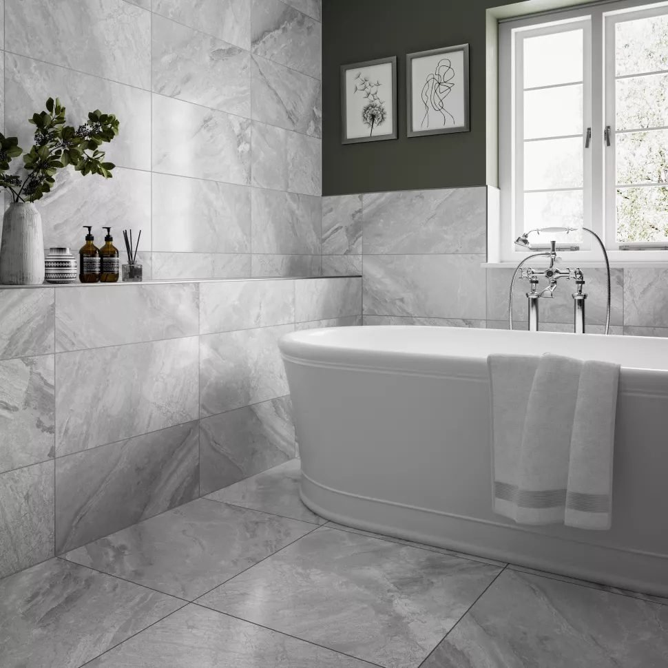 Grigio-marble-on-bathroom-floor-and-wlls-sample.jpg Grigio Carrara