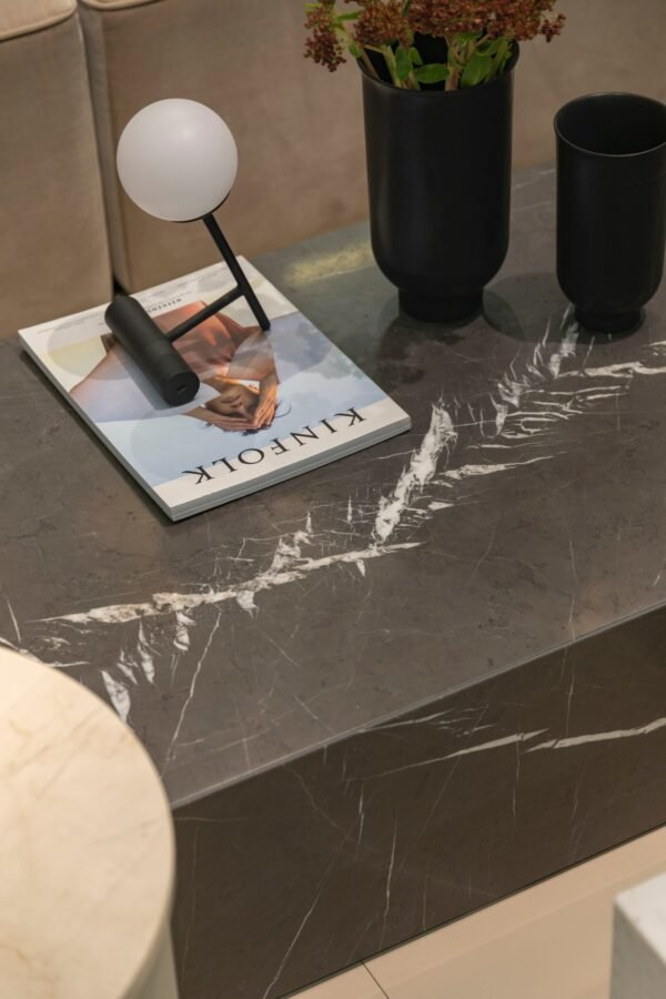 Pietra Grey